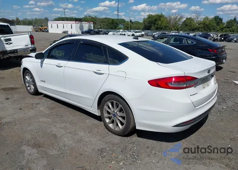 2017 Ford Fusion Hybrid Se из США, поврежденный, VIN 3FA6P0LU9HR305437